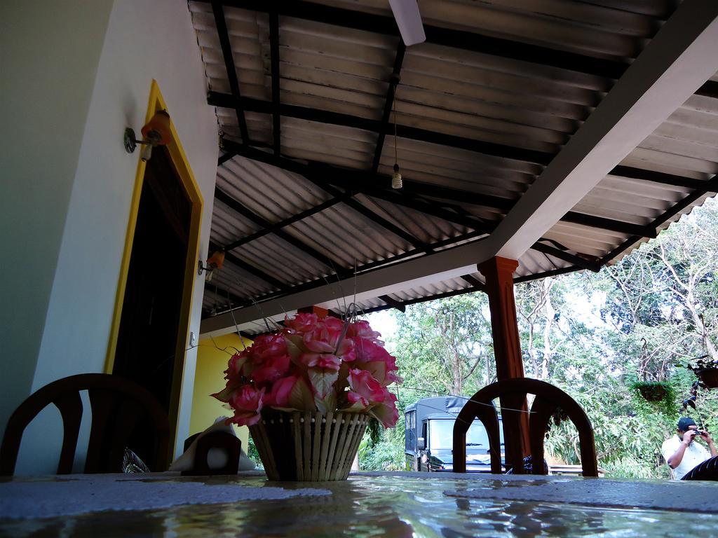 Sigiri Sithru Home Stay Sigiriya Esterno foto